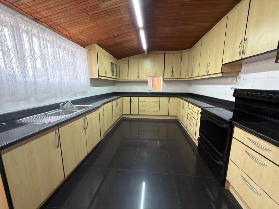 3 Bedroom Property for Sale in Sanddrift Western Cape